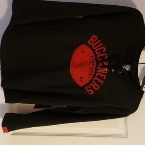 Tampa Bay Buccaneers sweatshirt